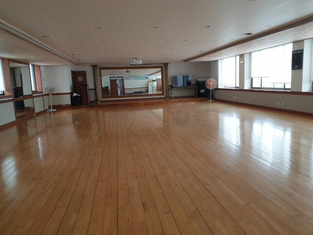 화서면종합복지회관 본관2층 강당 1