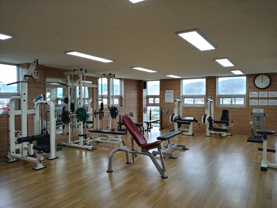대술면스포츠센터(보건지소 2층) 1