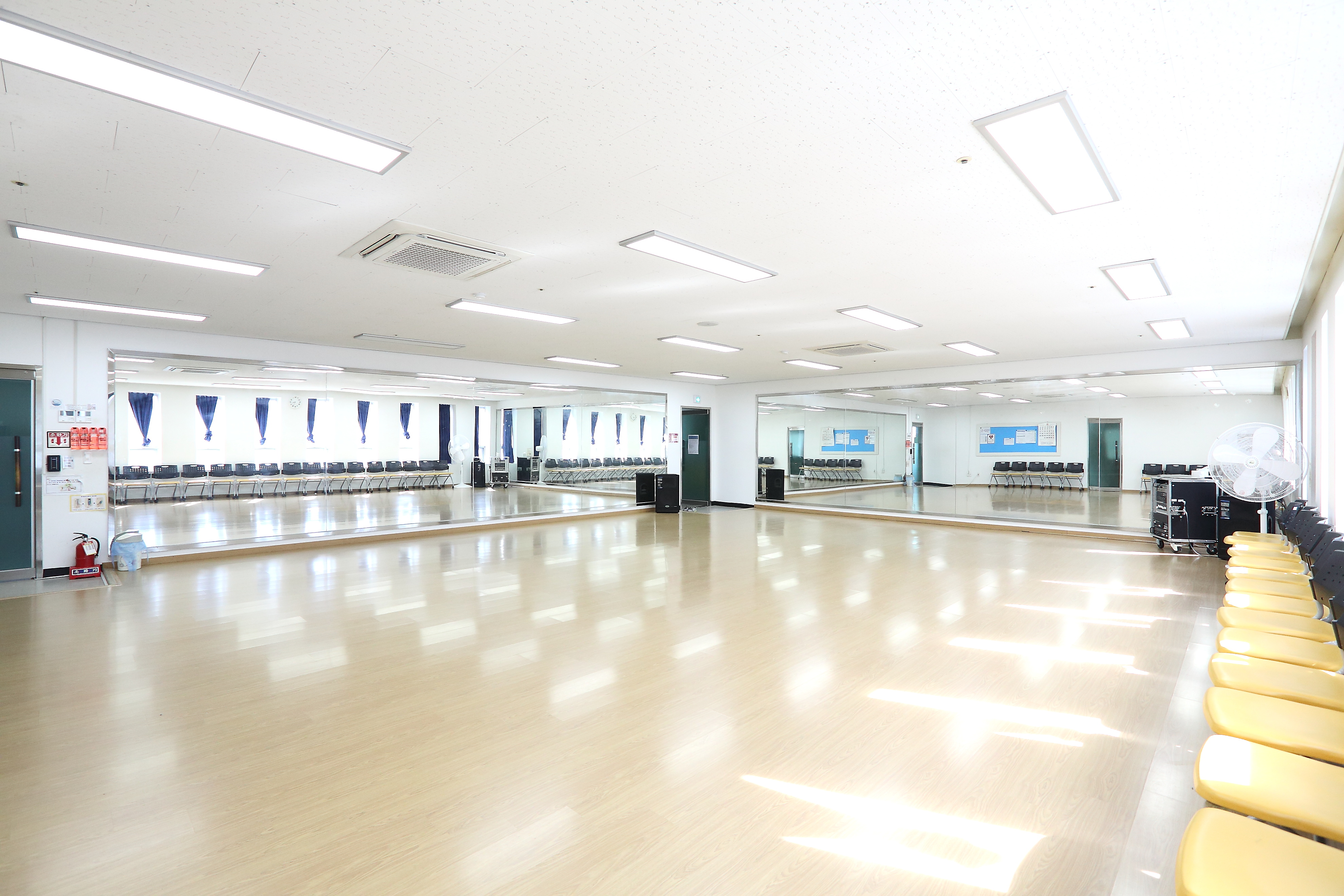 기장군노인복지관 강당 3층 3