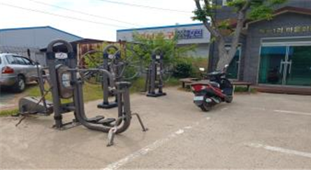 독곶1리마을회관 야외운동기구 1