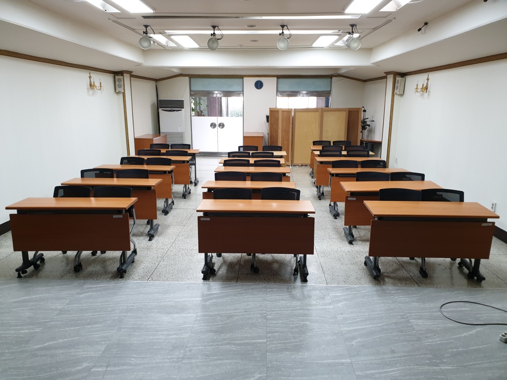 부산시여성회관 2층 소회의실 1