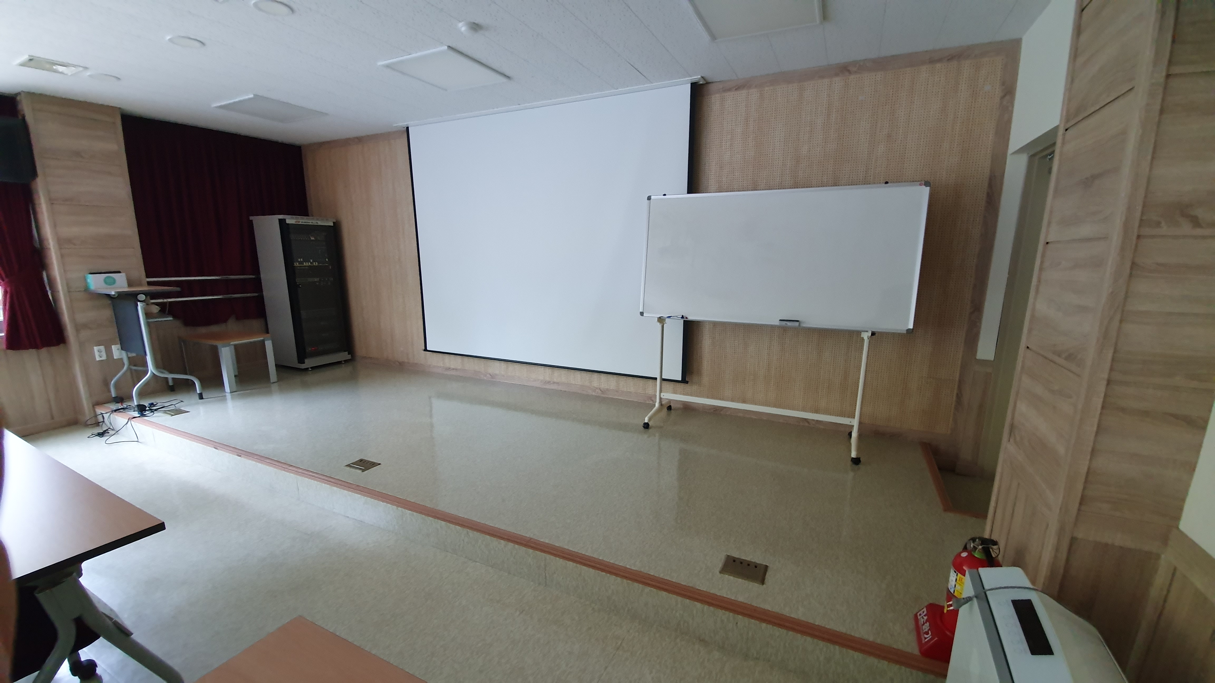 군산늘푸른도서관 강당 1