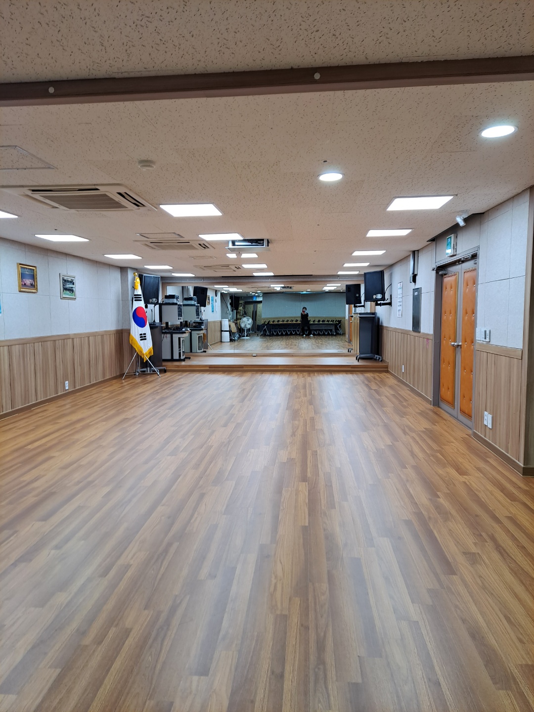 중화문화복지센터 지하강당 1
