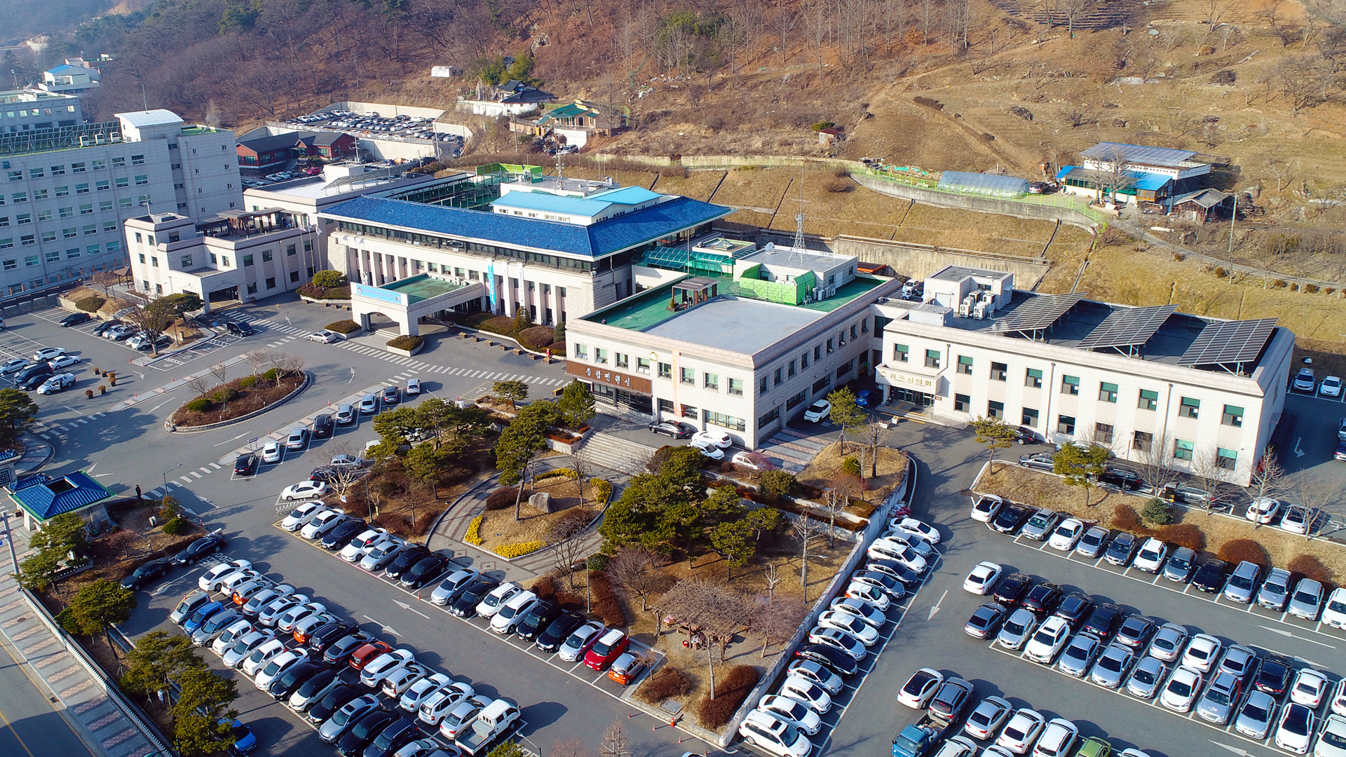 공주시청 주차장 2