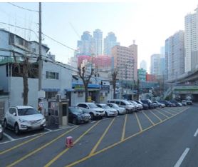 네오스포 밑 공영주차장