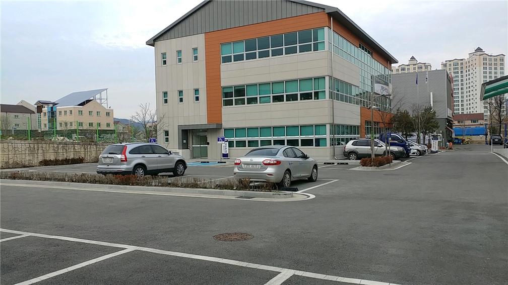 국민연금공단 공주사옥 주차장